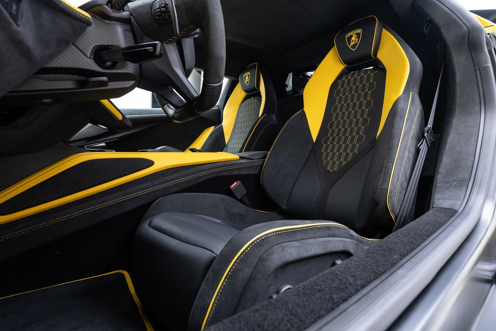 2024 LAMBORGHINI REVUELTO | FULL CARBON PACKAGE | 
